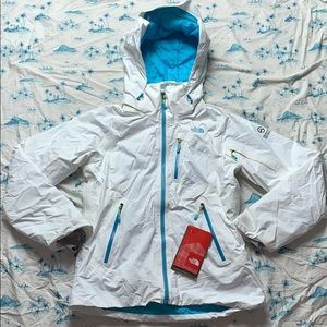 The North Face Womens Elemot Jacket GORE TEX White
